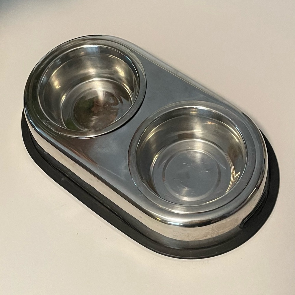 Boots & Barkley Silver and Black Dog Bowl Feeder